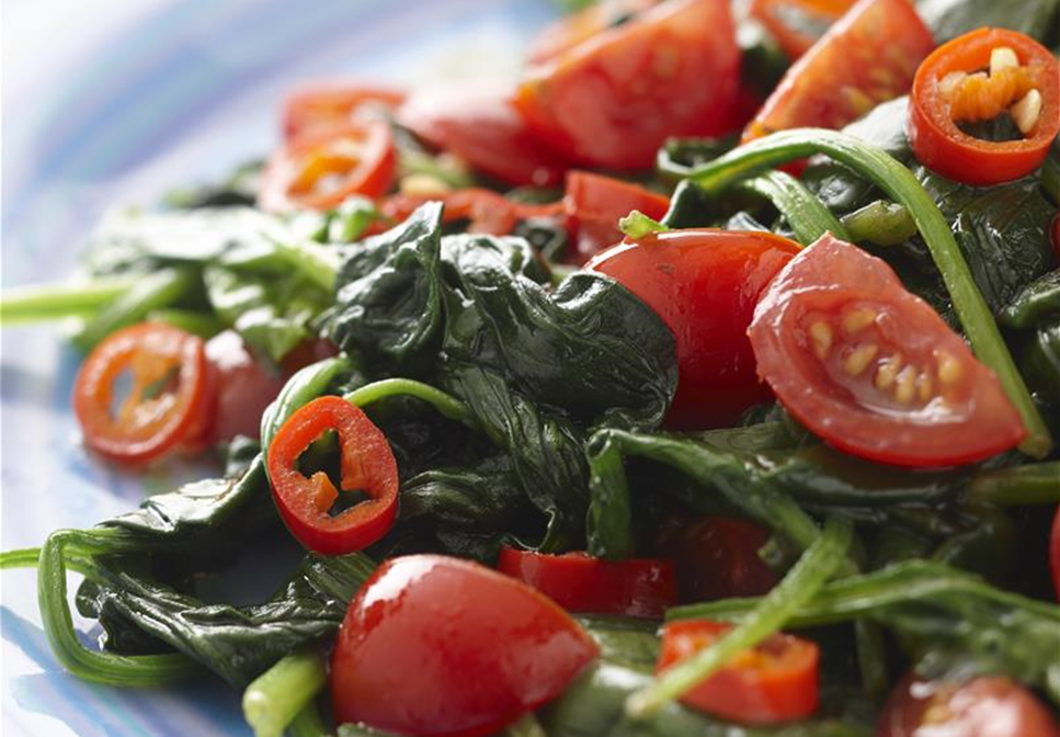 Spinat-Tomaten Salat