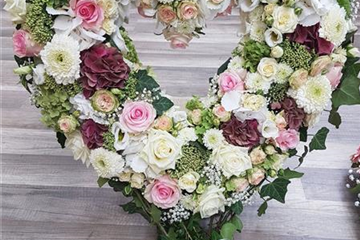 Trauerherz Nr.4 mit Ständer