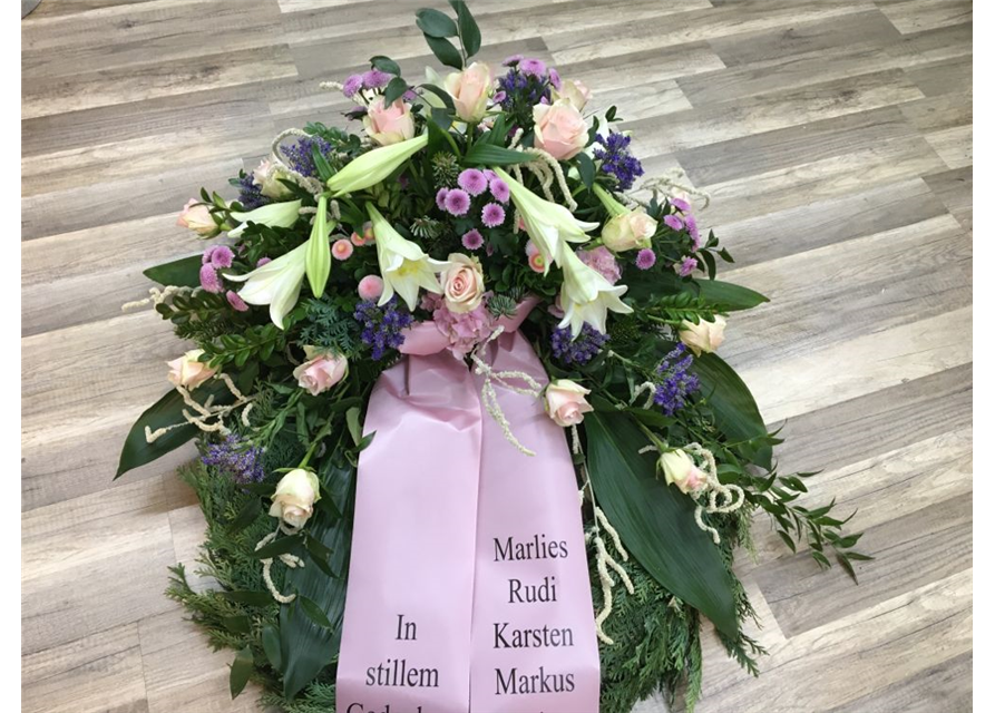 Trauerkranz Nr. 28 Rosa,Blau,Weiß Trauerkranz Nr. 28 Rosa,Blau,Weiß