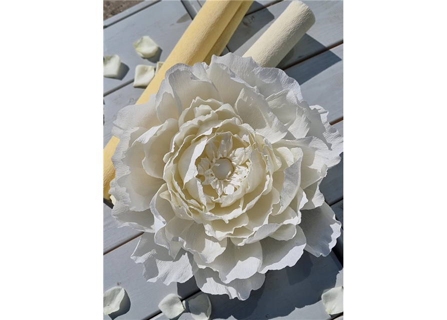 Kreativ-Workshop: Blüte aus Krepp
