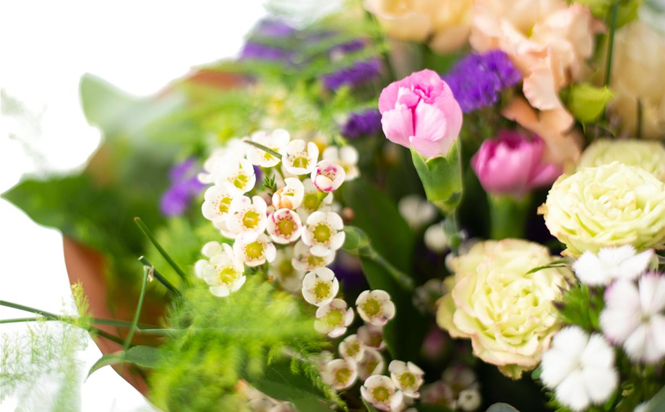 ONLINE SHOP FLORISTIK - Floristische Kunstwerke bequem online bestellen ONLINE SHOP FLORISTIK - Floristische Kunstwerke bequem online bestellen